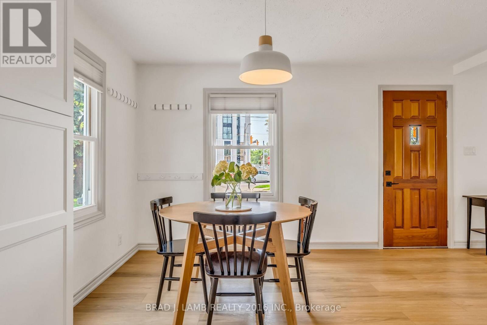 794 The Queensway, Toronto, ON