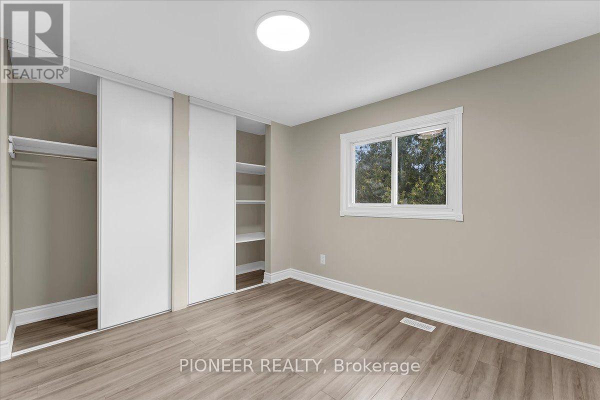 22 Wolverton Crescent, Brampton, ON - Indoor Photo Showing Other Room