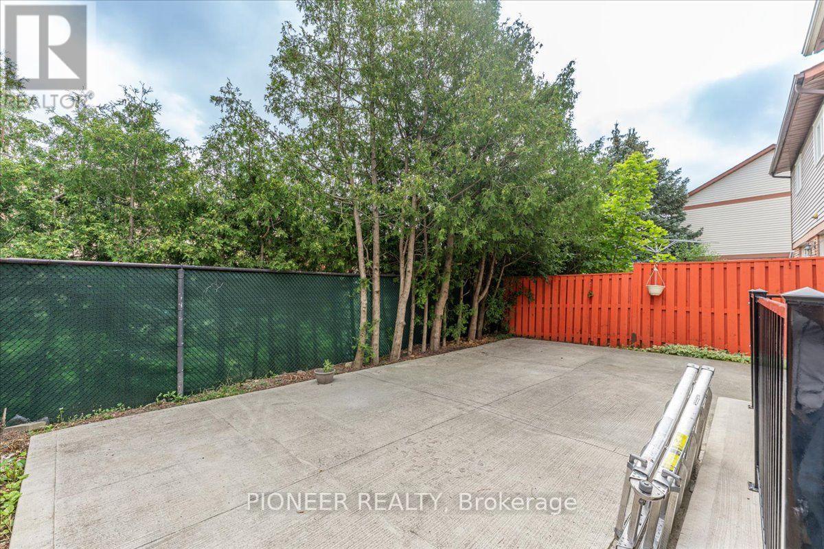 22 Wolverton Crescent, Brampton, ON - Outdoor