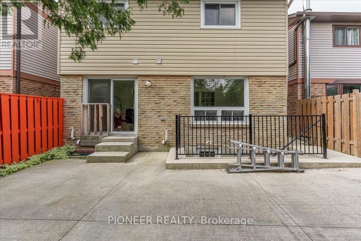 22 Wolverton Crescent, Brampton, ON - Outdoor With Exterior
