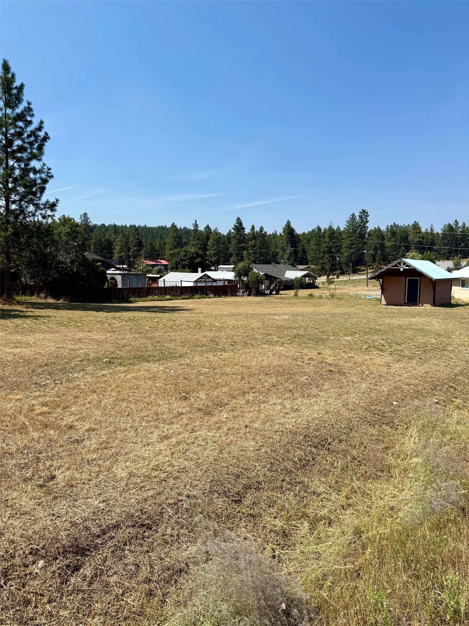 6195 & Lot 1 Cartwright Street, Wardner, BC - Outdoor