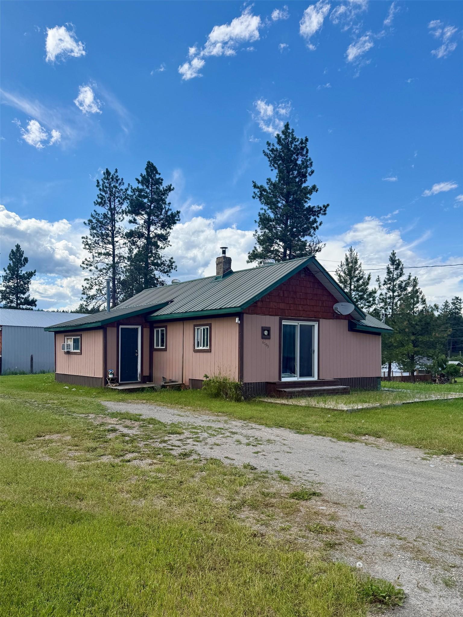 6195 & Lot 1 Cartwright Street, Wardner, BC - Outdoor