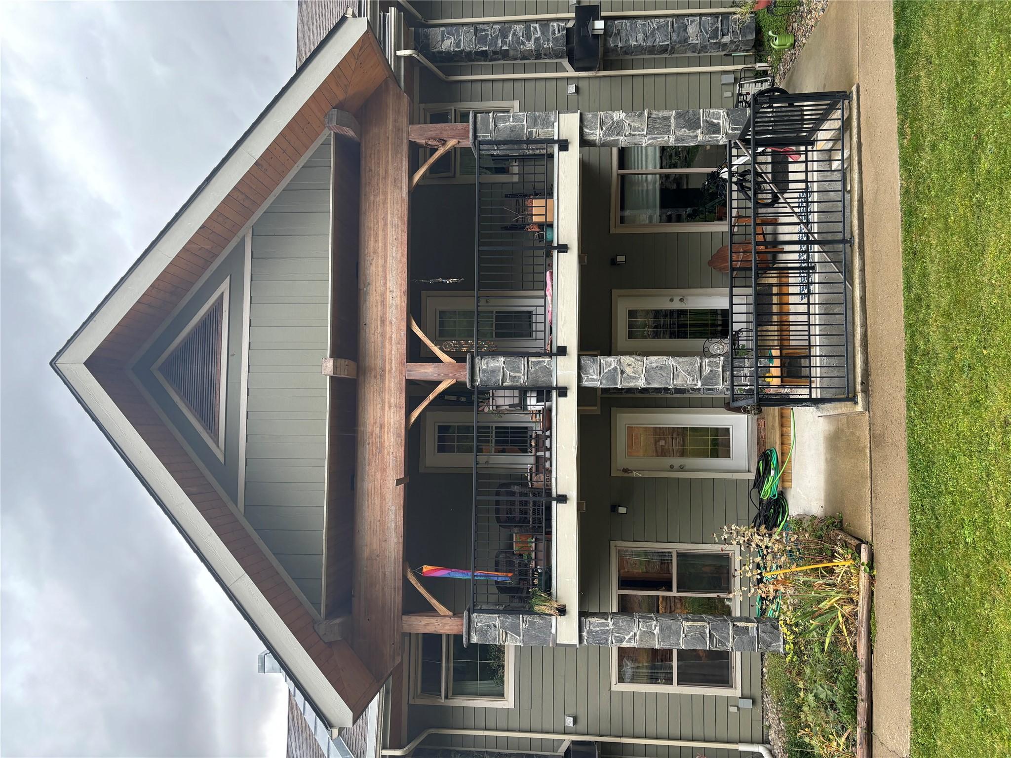 7-912 Slocan Street, Slocan, BC