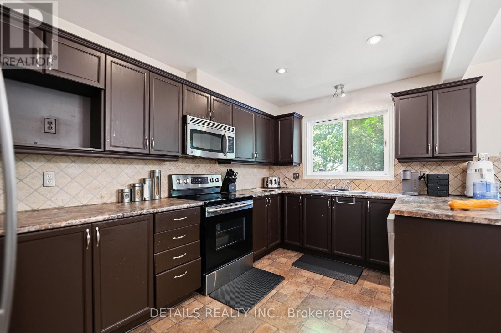 24 Southport Drive, Ottawa, ON