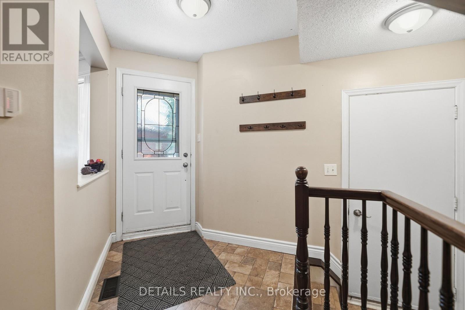 24 Southport Drive, Ottawa, ON