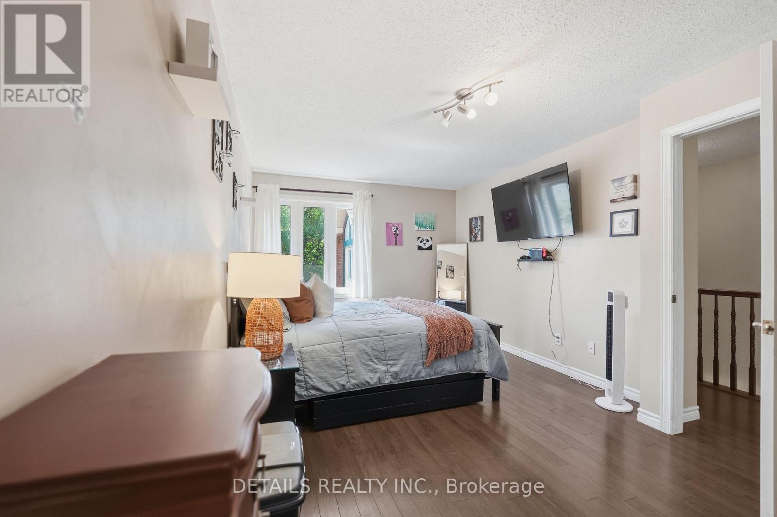 24 Southport Drive, Ottawa, ON