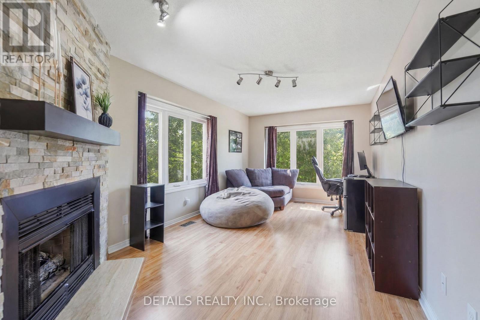 24 Southport Drive, Ottawa, ON