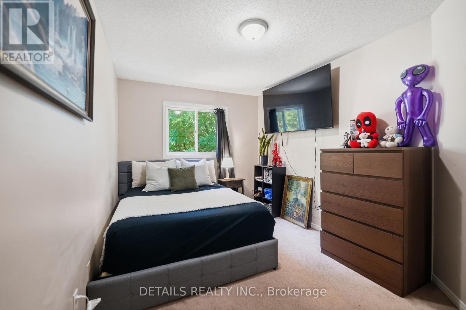 24 Southport Drive, Ottawa, ON