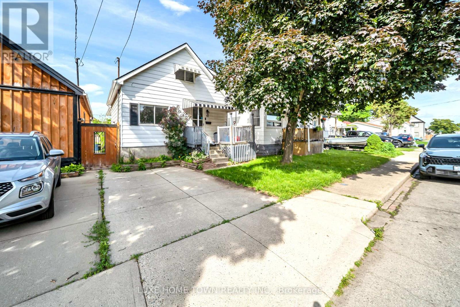 97 Hope Avenue, Hamilton, ON