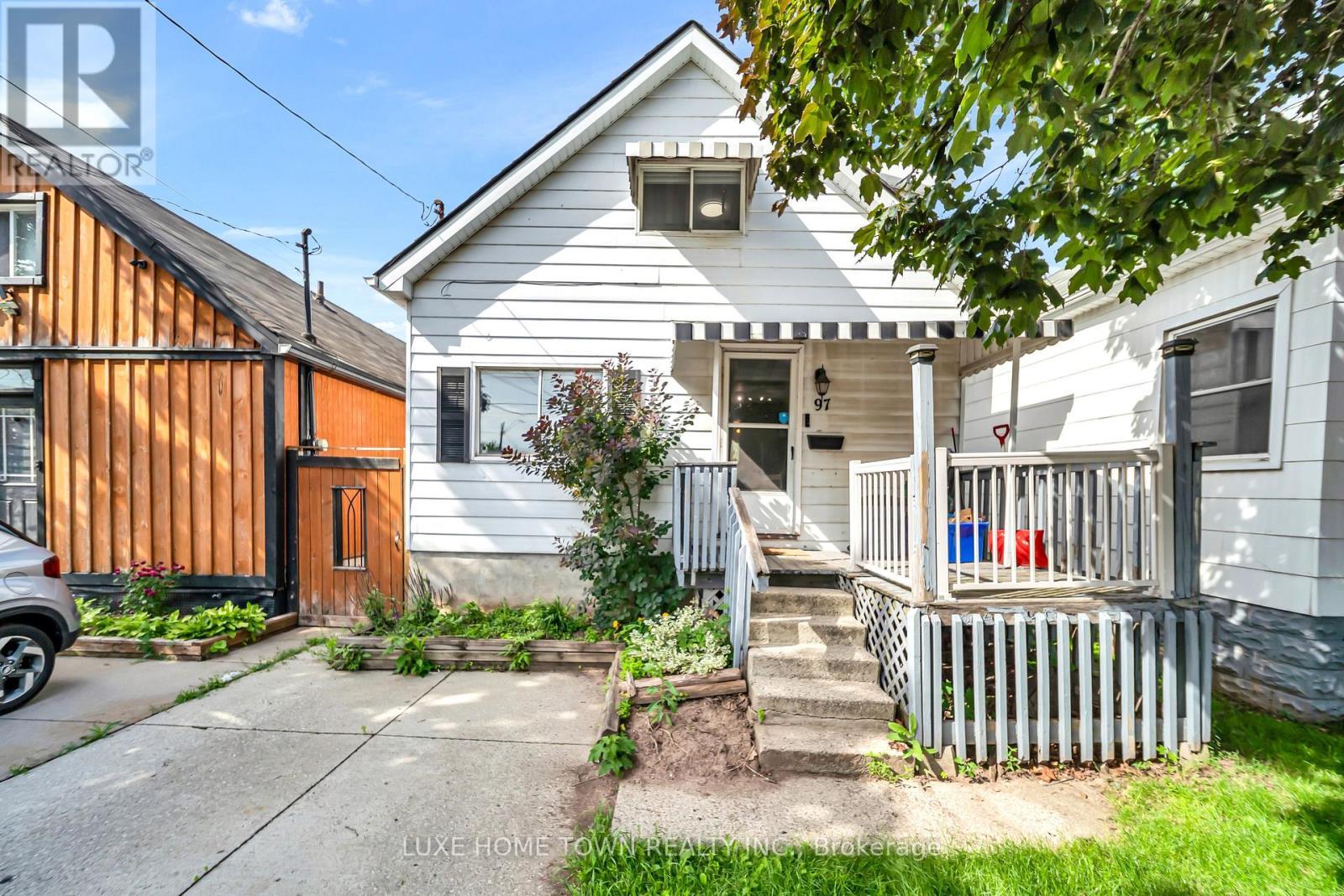 97 Hope Avenue, Hamilton, ON