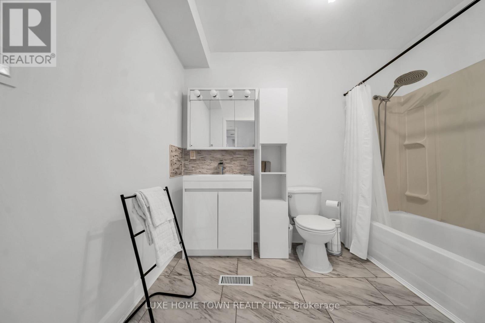 97 Hope Avenue, Hamilton, ON