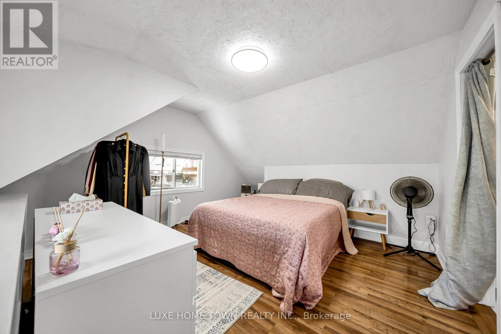 97 Hope Avenue, Hamilton, ON