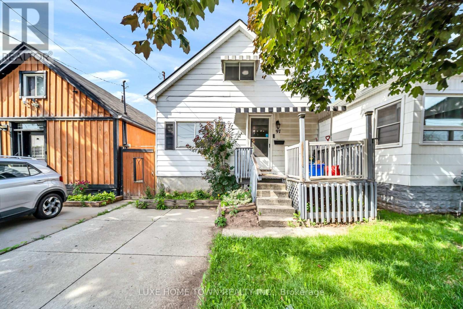 97 Hope Avenue, Hamilton, ON