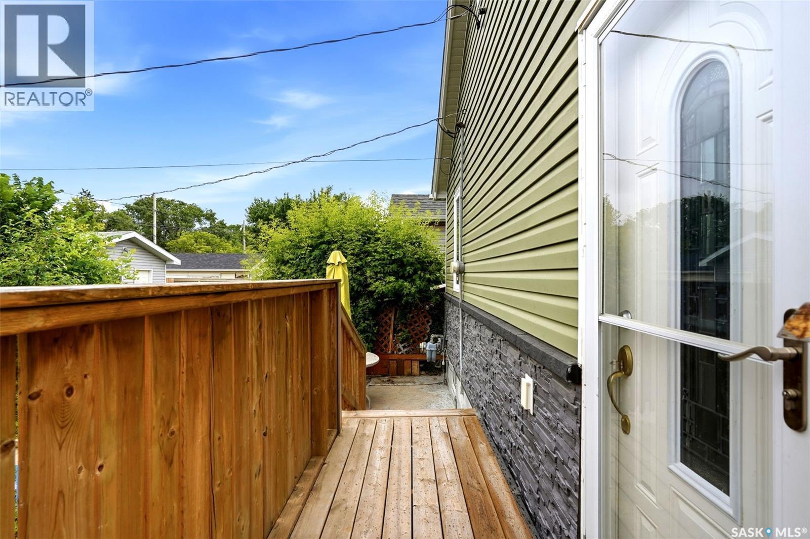 303 College Avenue, Regina, SK