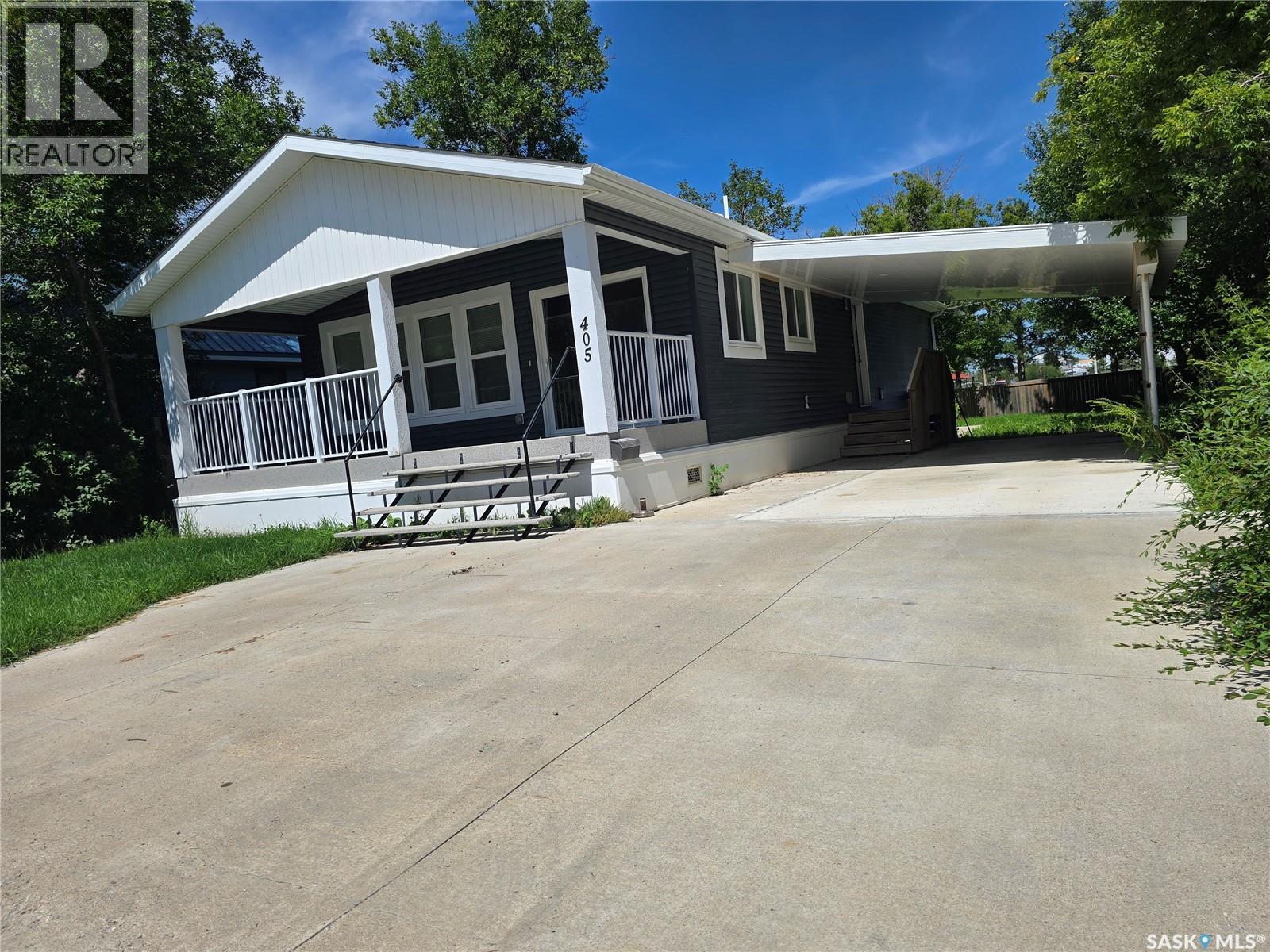 405 2Nd Avenue Se, Weyburn, SK