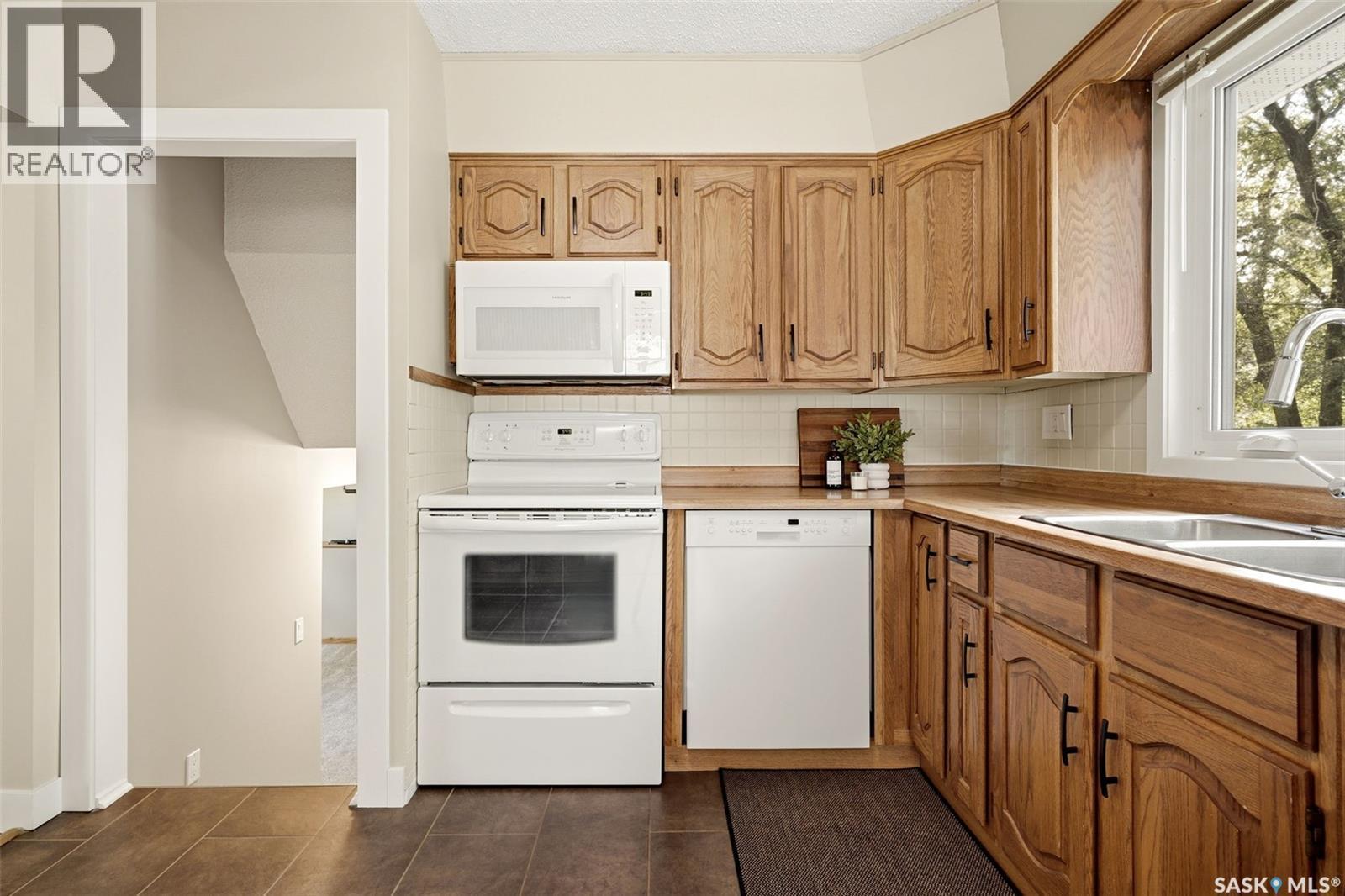 233 Orchard Crescent, Regina, SK