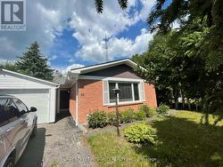56 STANBRIDGE COURT Toronto, ON M1B 2S5