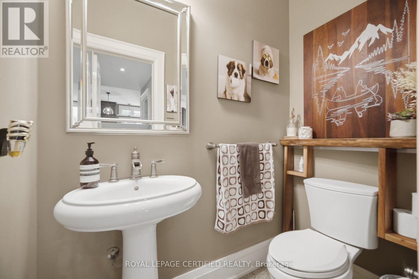 8 Elizabeth Street S, Brampton, ON