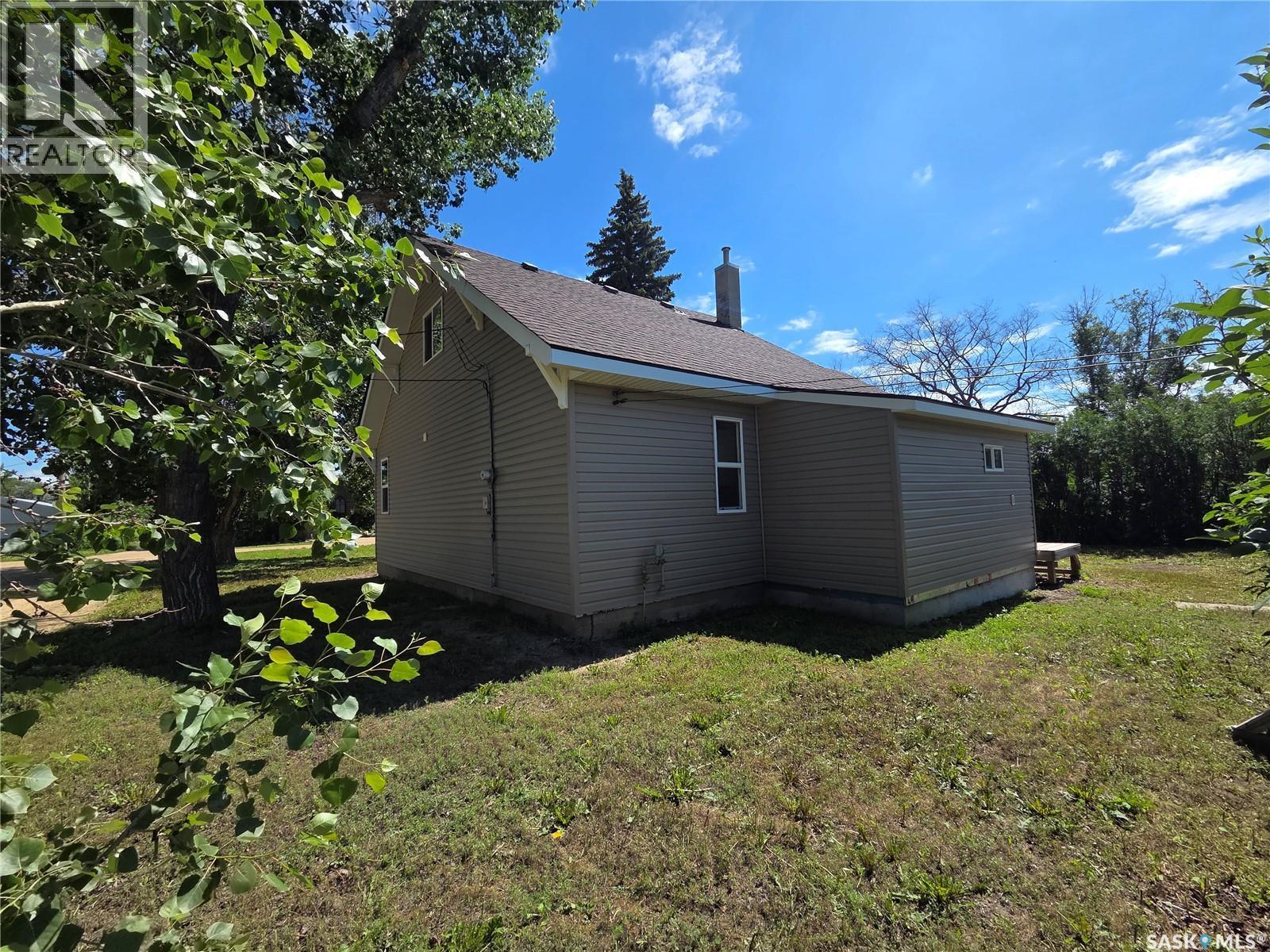 304 1St Avenue, Craik, SK