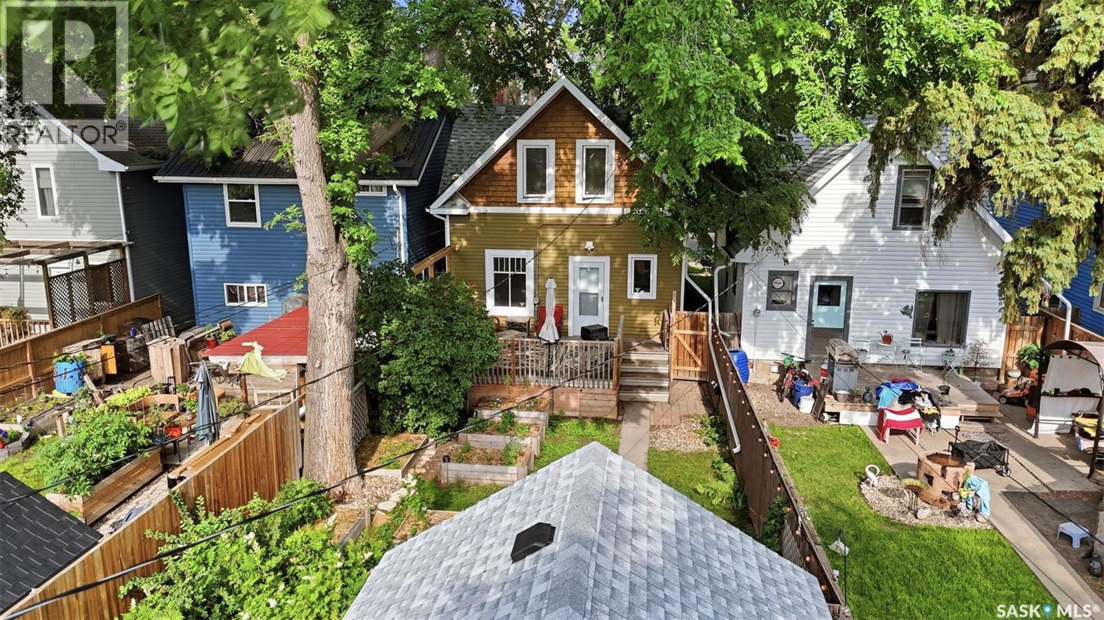 805 H Avenue S, Saskatoon, SK
