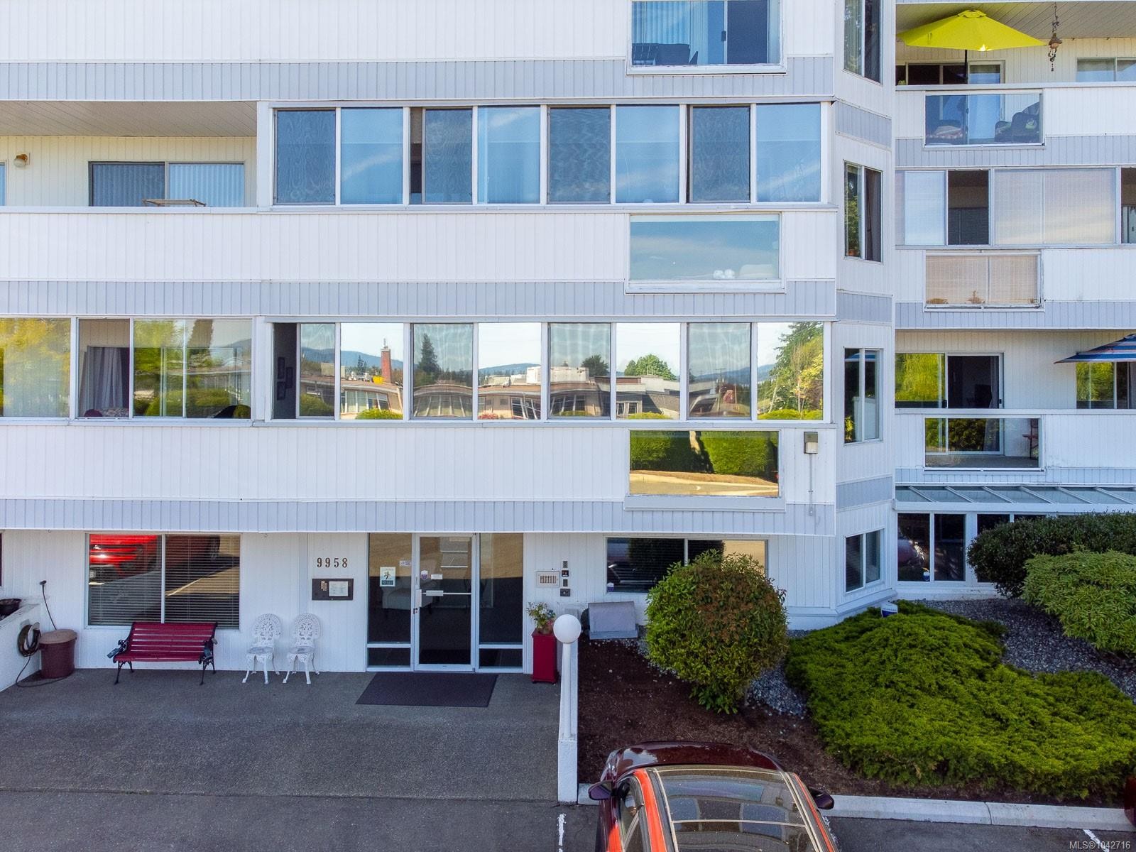 #202-9958 Daniel St, Chemainus, BC