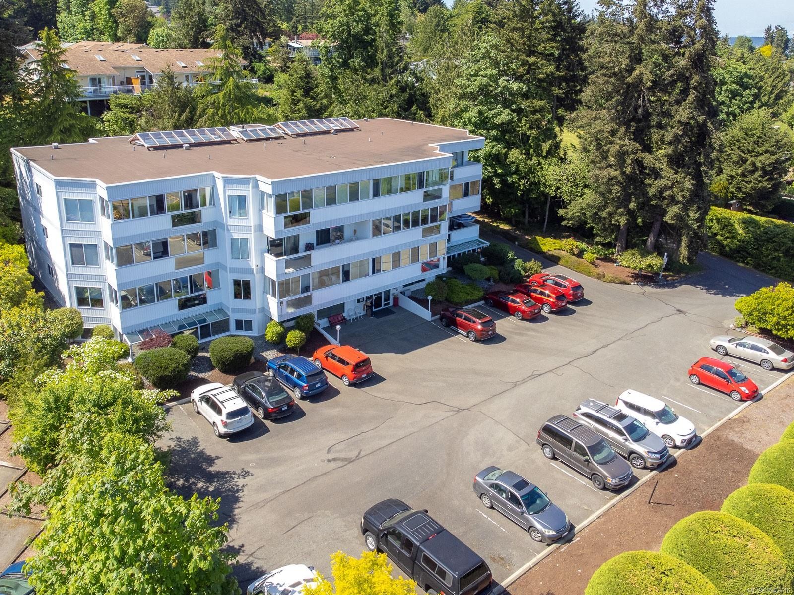 #202-9958 Daniel St, Chemainus, BC