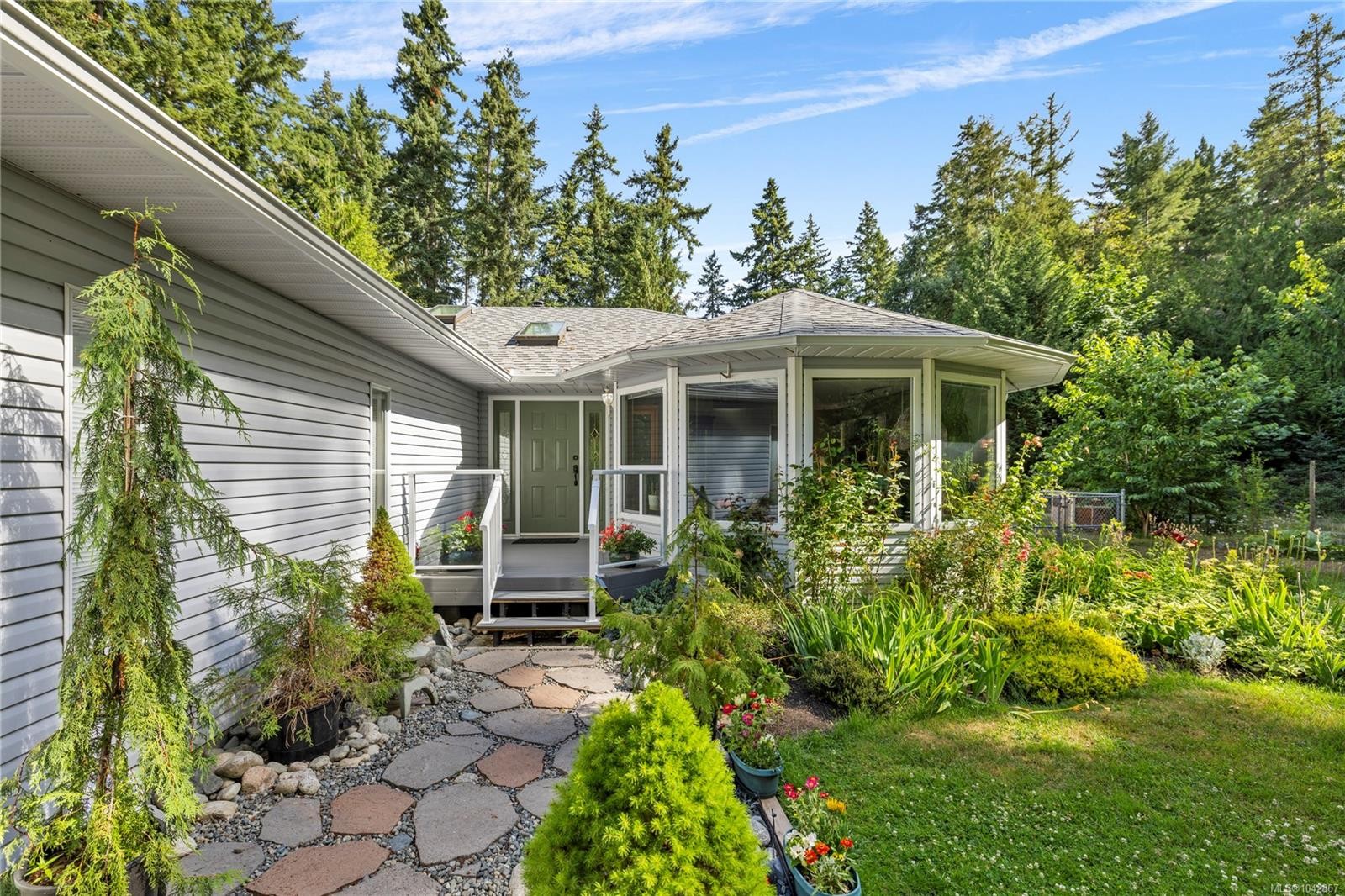 3198 Melon Rd, Hilliers, BC