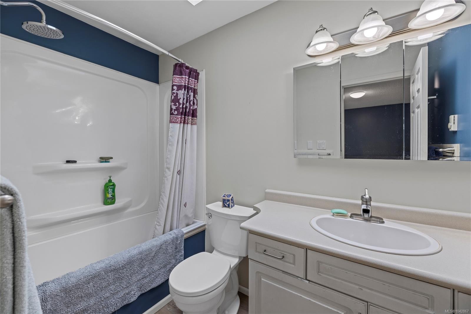 3198 Melon Rd, Hilliers, BC