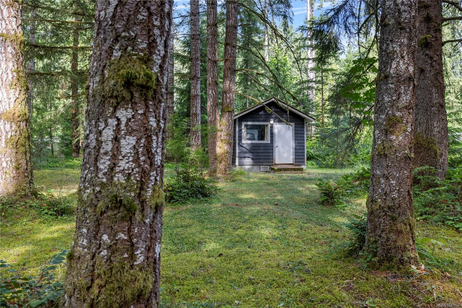 3198 Melon Rd, Hilliers, BC