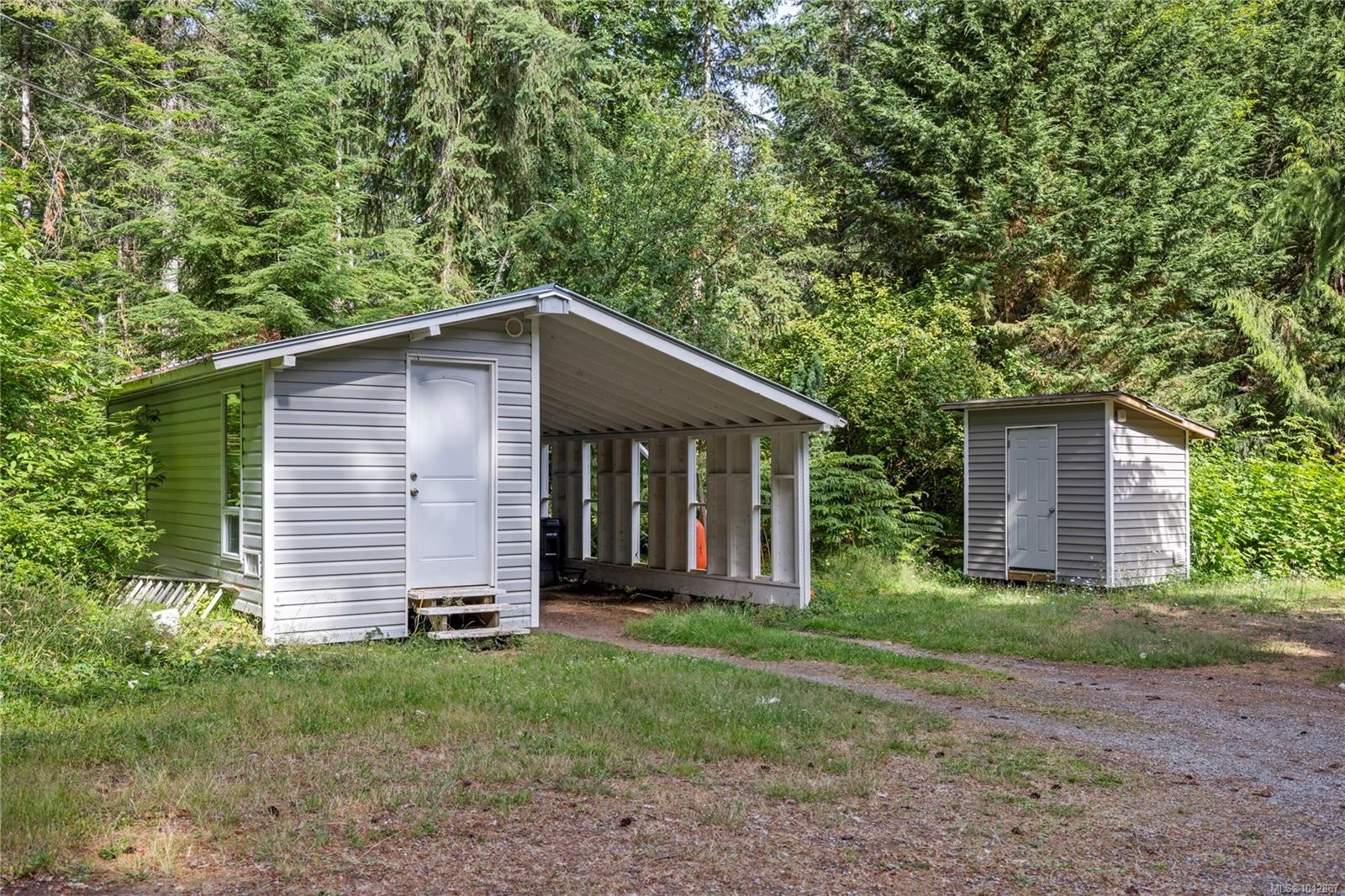 3198 Melon Rd, Hilliers, BC
