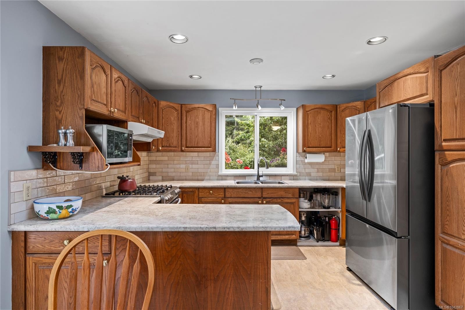 3198 Melon Rd, Hilliers, BC