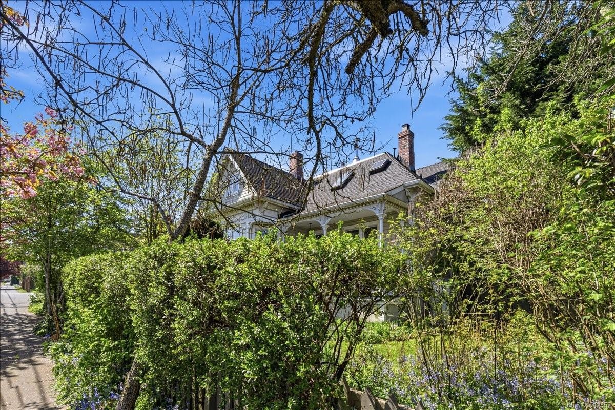 133 Milton St, Nanaimo, BC