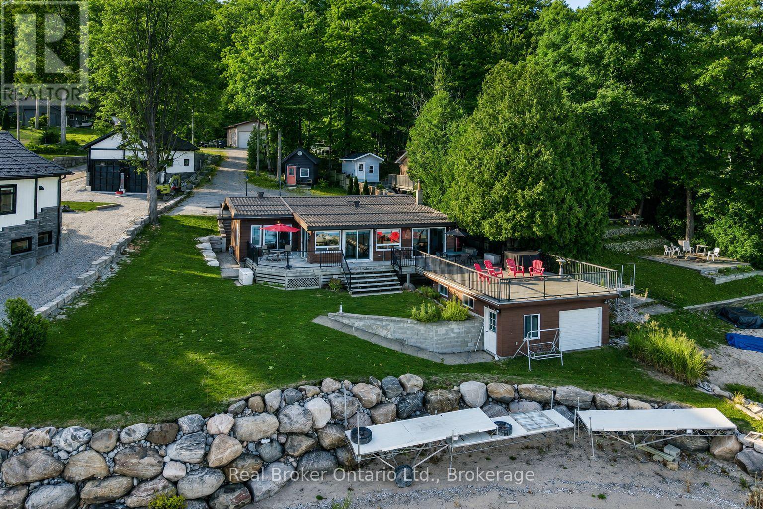417 Pheasant Lane, Midland, ON - Outdoor