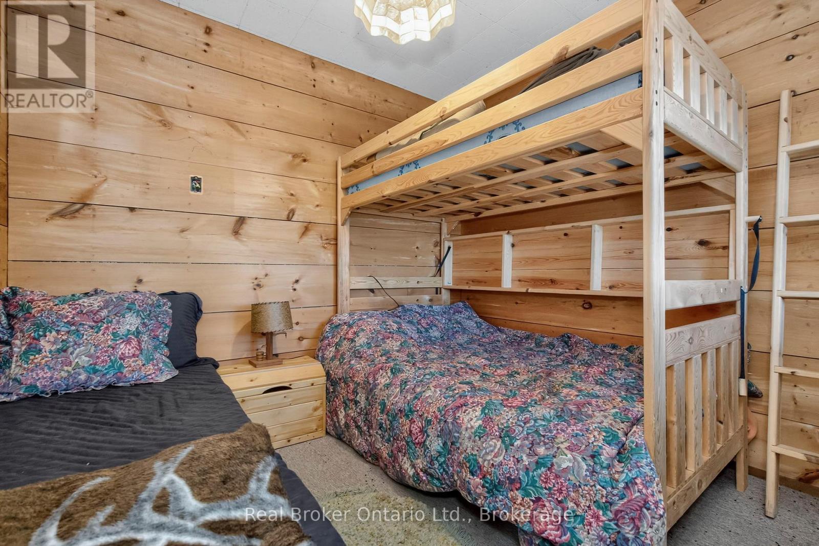 417 Pheasant Lane, Midland, ON - Indoor Photo Showing Bedroom