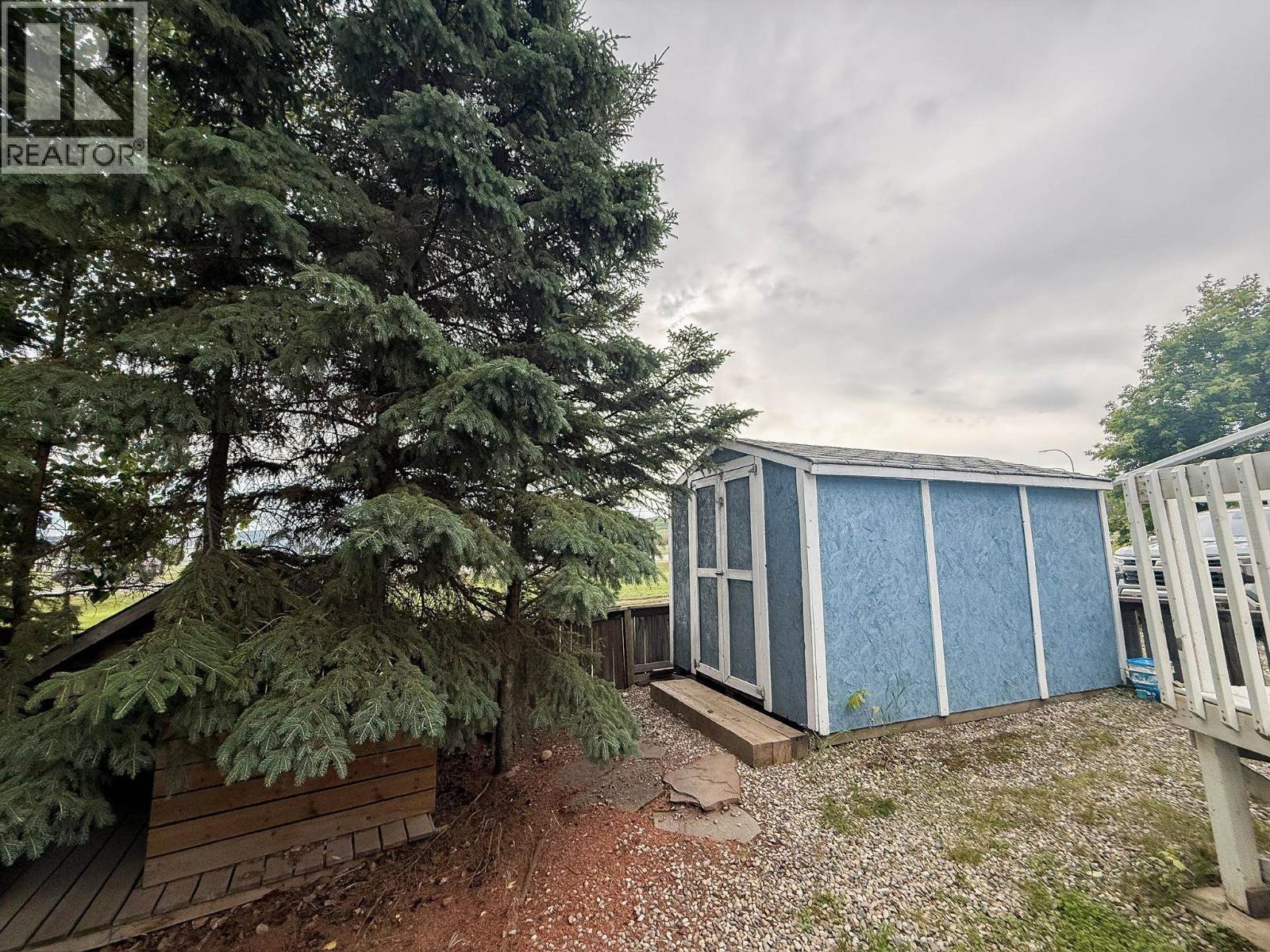 9805 E 98 Avenue, Taylor, BC - Outdoor