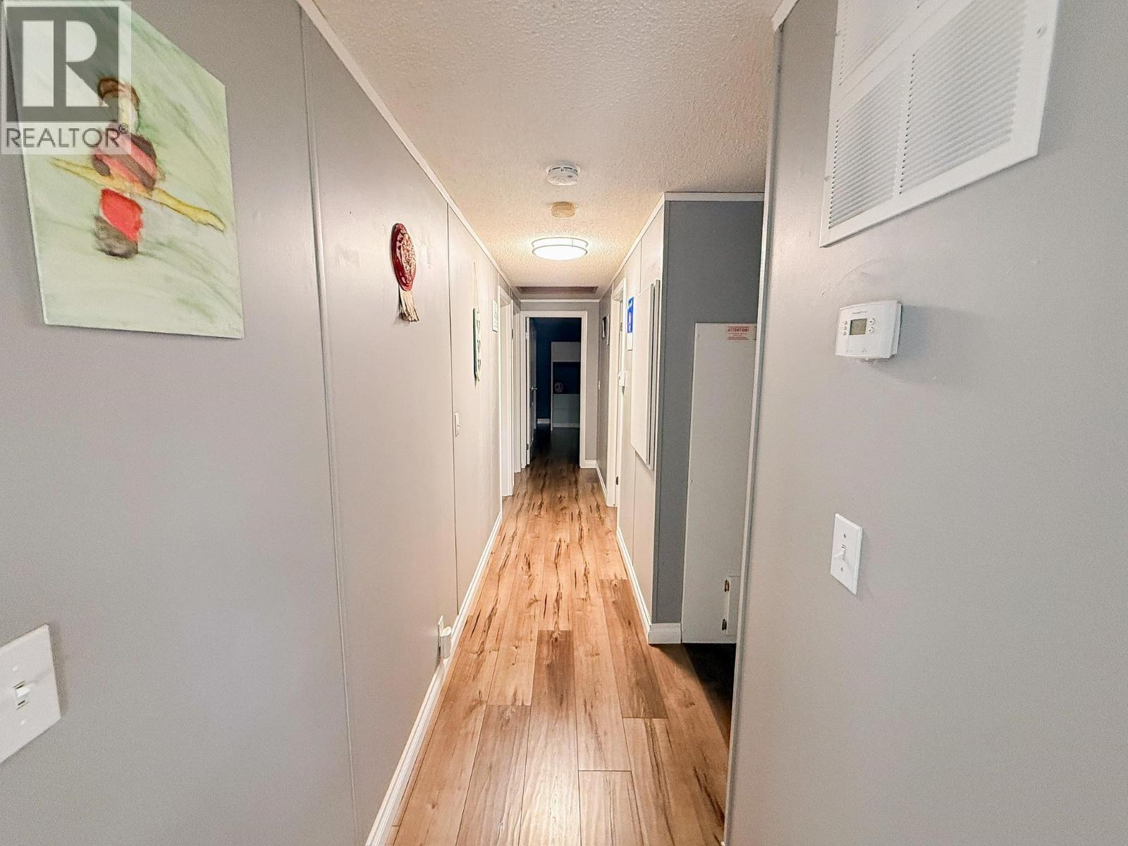 9805 E 98 Avenue, Taylor, BC - Indoor Photo Showing Other Room