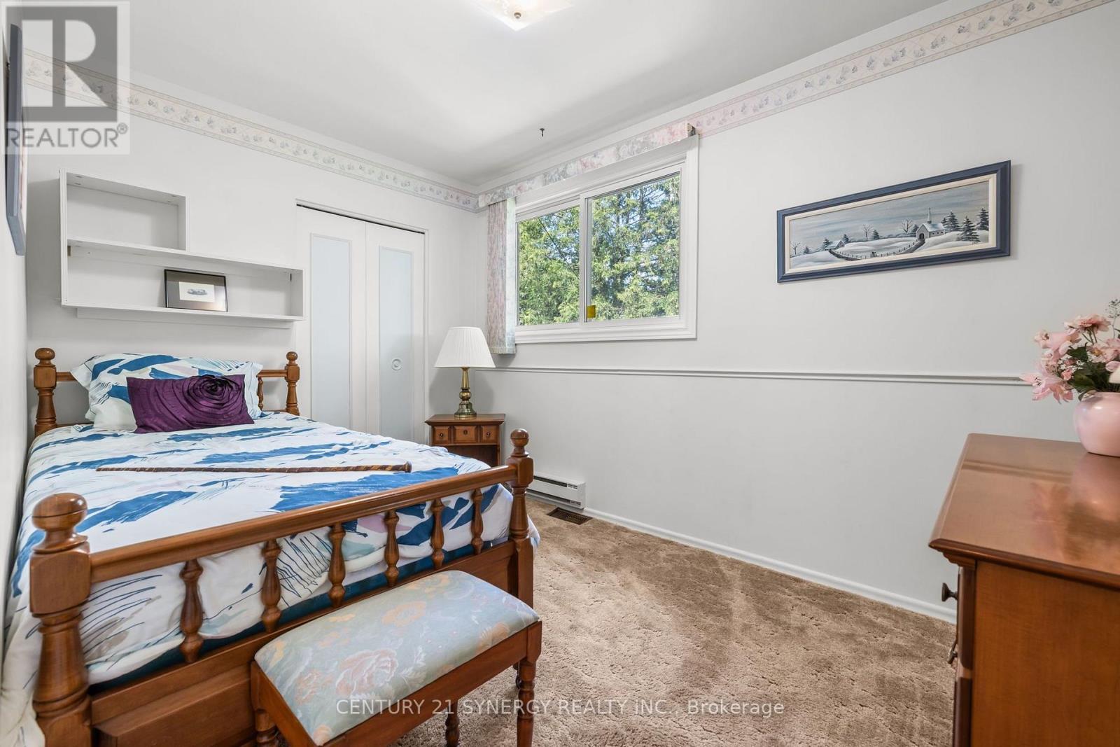 2201 Haig Drive, Ottawa, ON - Indoor Photo Showing Bedroom