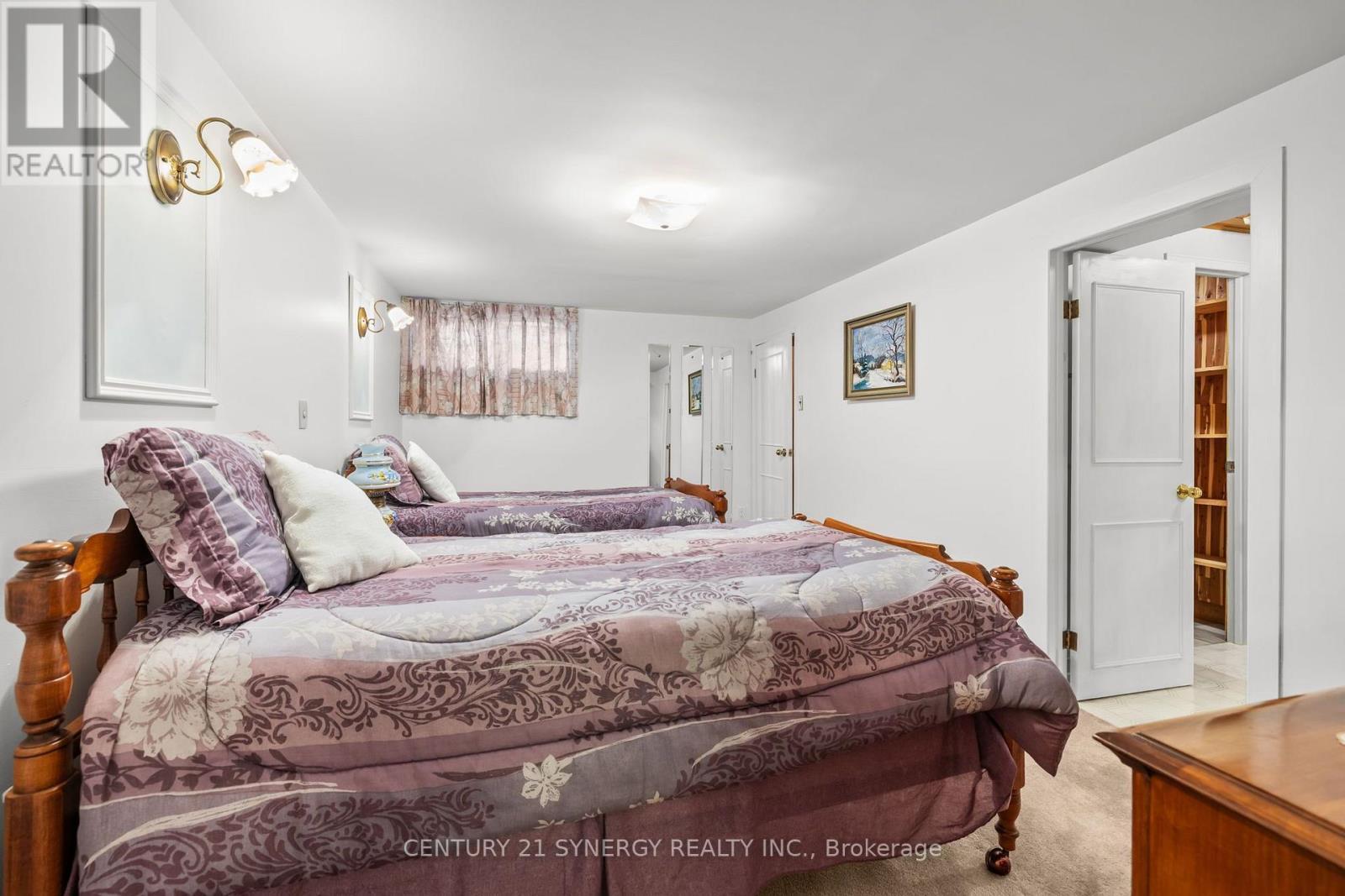 2201 Haig Drive, Ottawa, ON - Indoor Photo Showing Bedroom