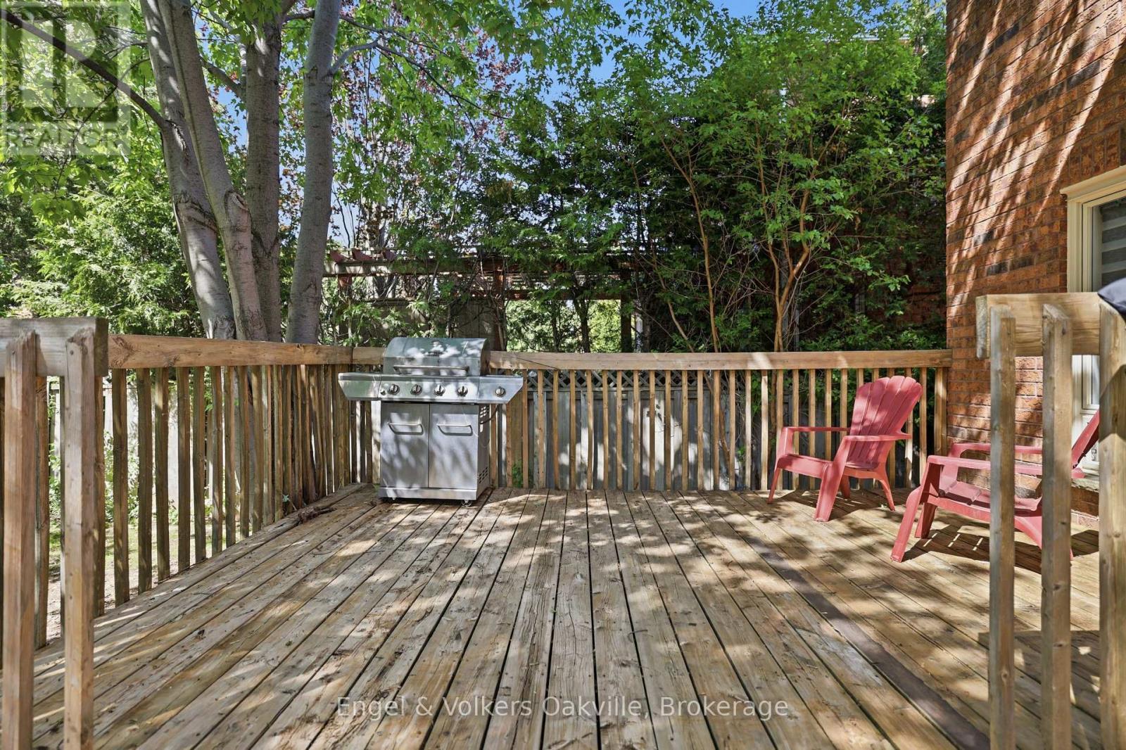 1245 Creekside Drive, Oakville (Wc Wedgewood Creek), ON
