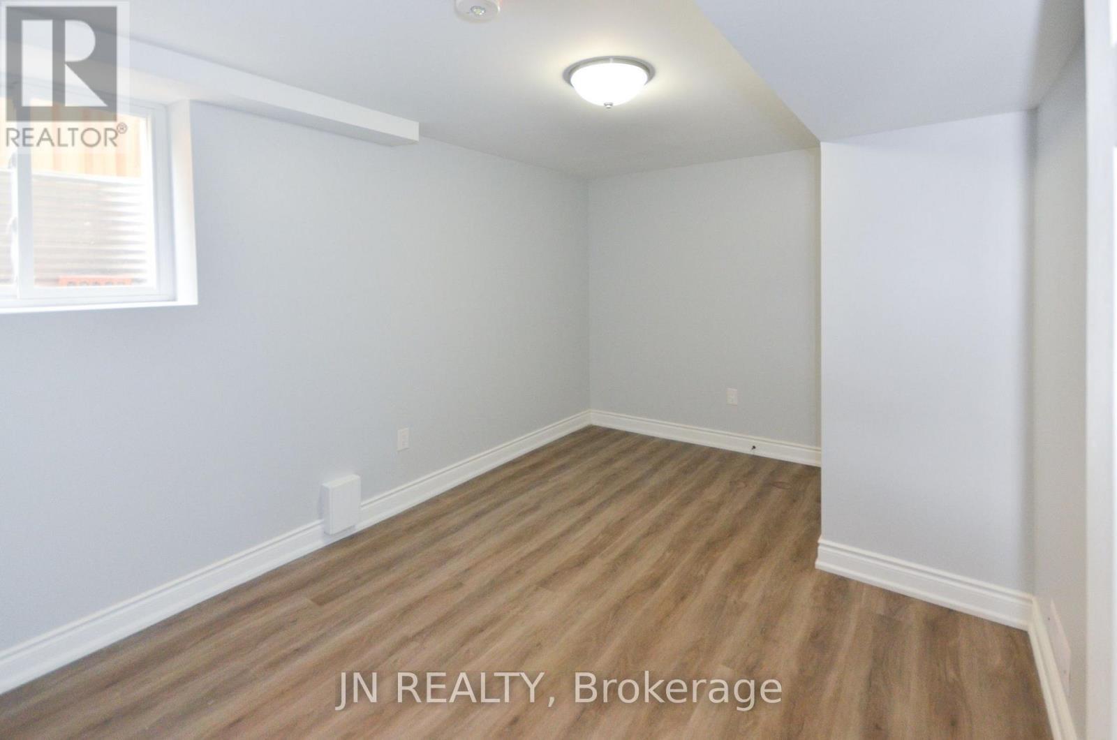 Lower - 34 Mcechearn Crescent, Caledon, ON