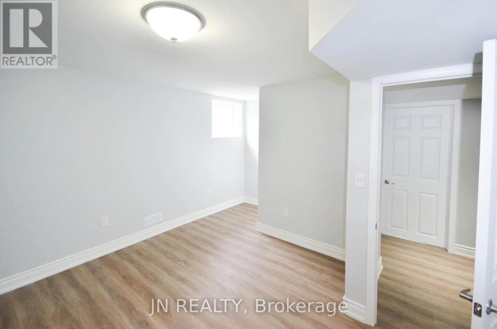 Lower - 34 Mcechearn Crescent, Caledon, ON