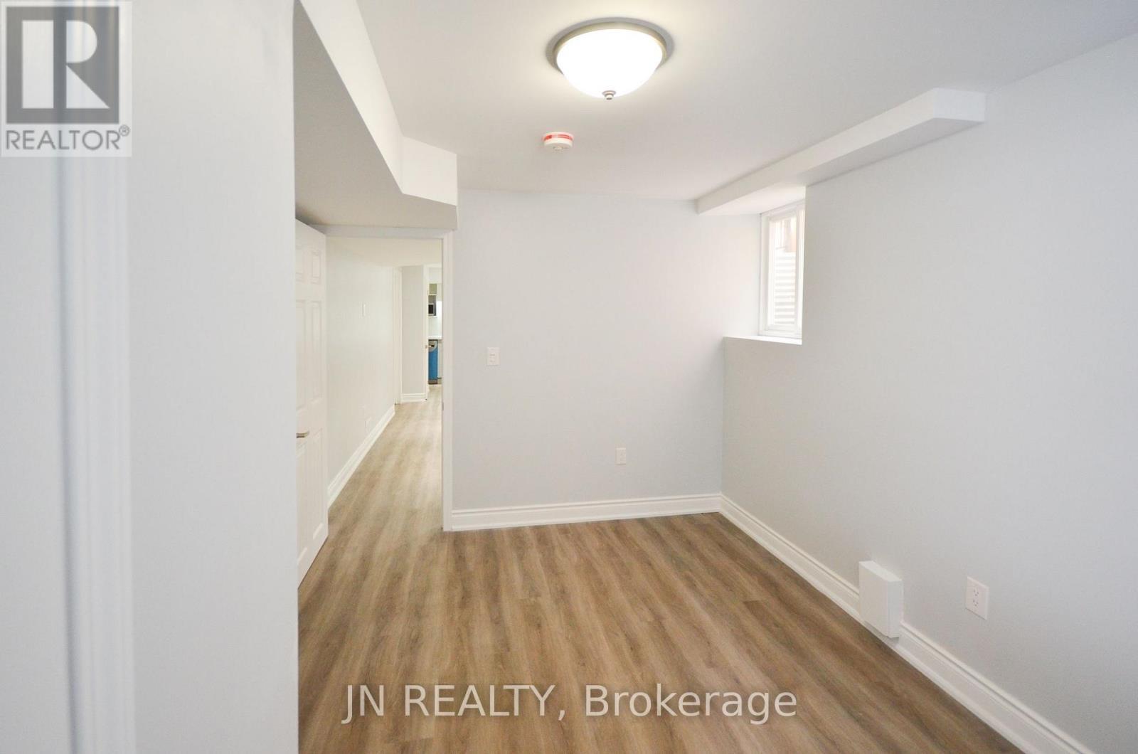 Lower - 34 Mcechearn Crescent, Caledon, ON