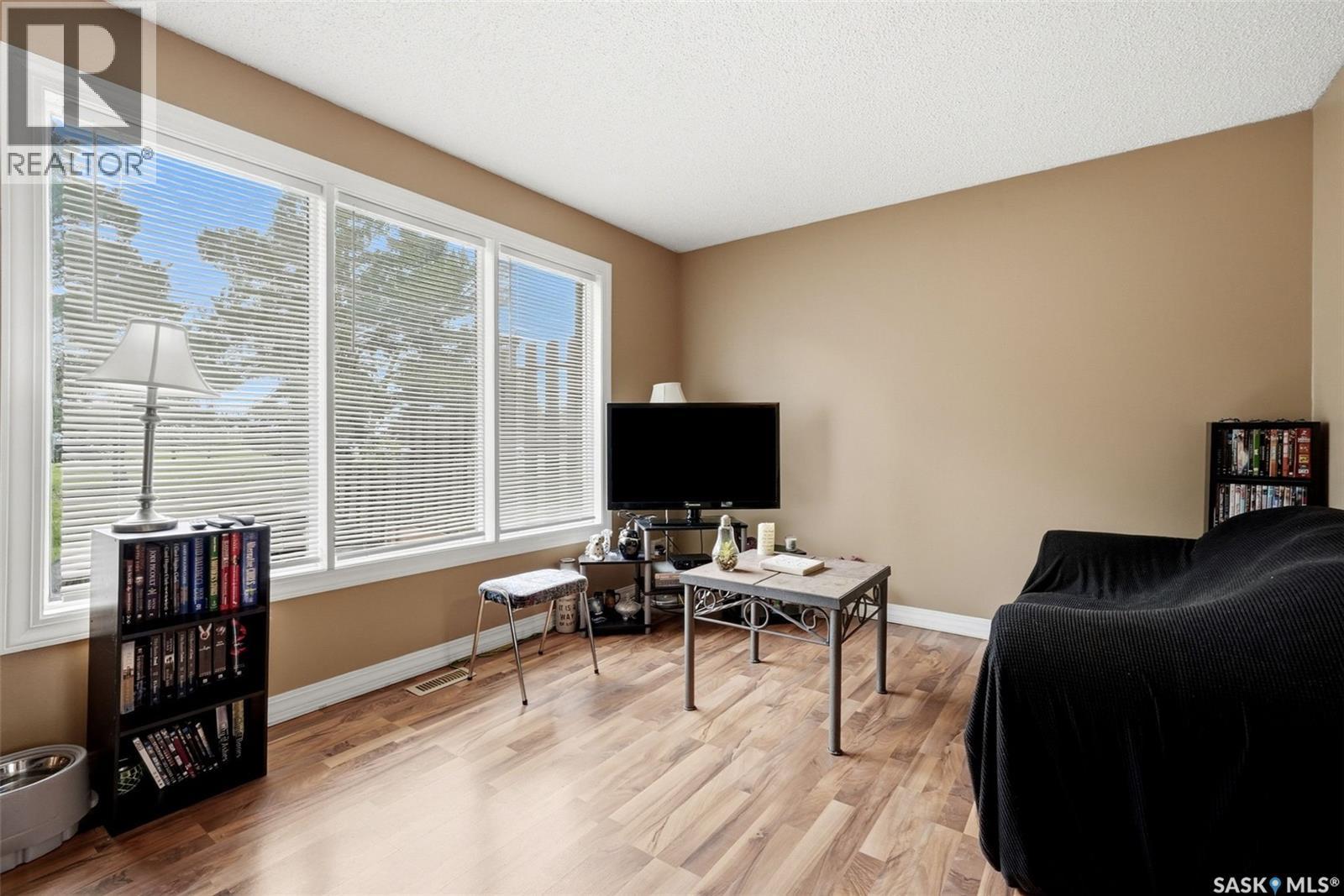 3828 Castle Road, Regina, SK