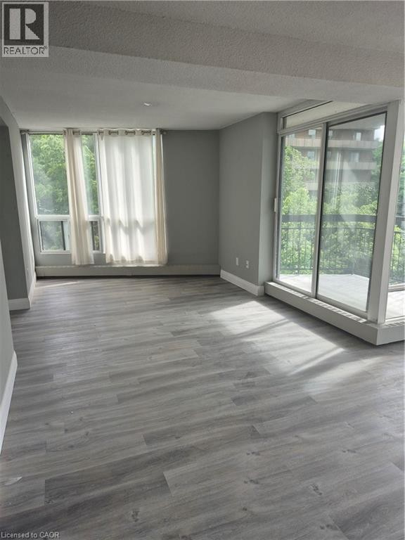 Empty room - 150 Charlton Avenue E Unit# 708, Hamilton, ON