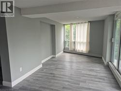 Empty room -