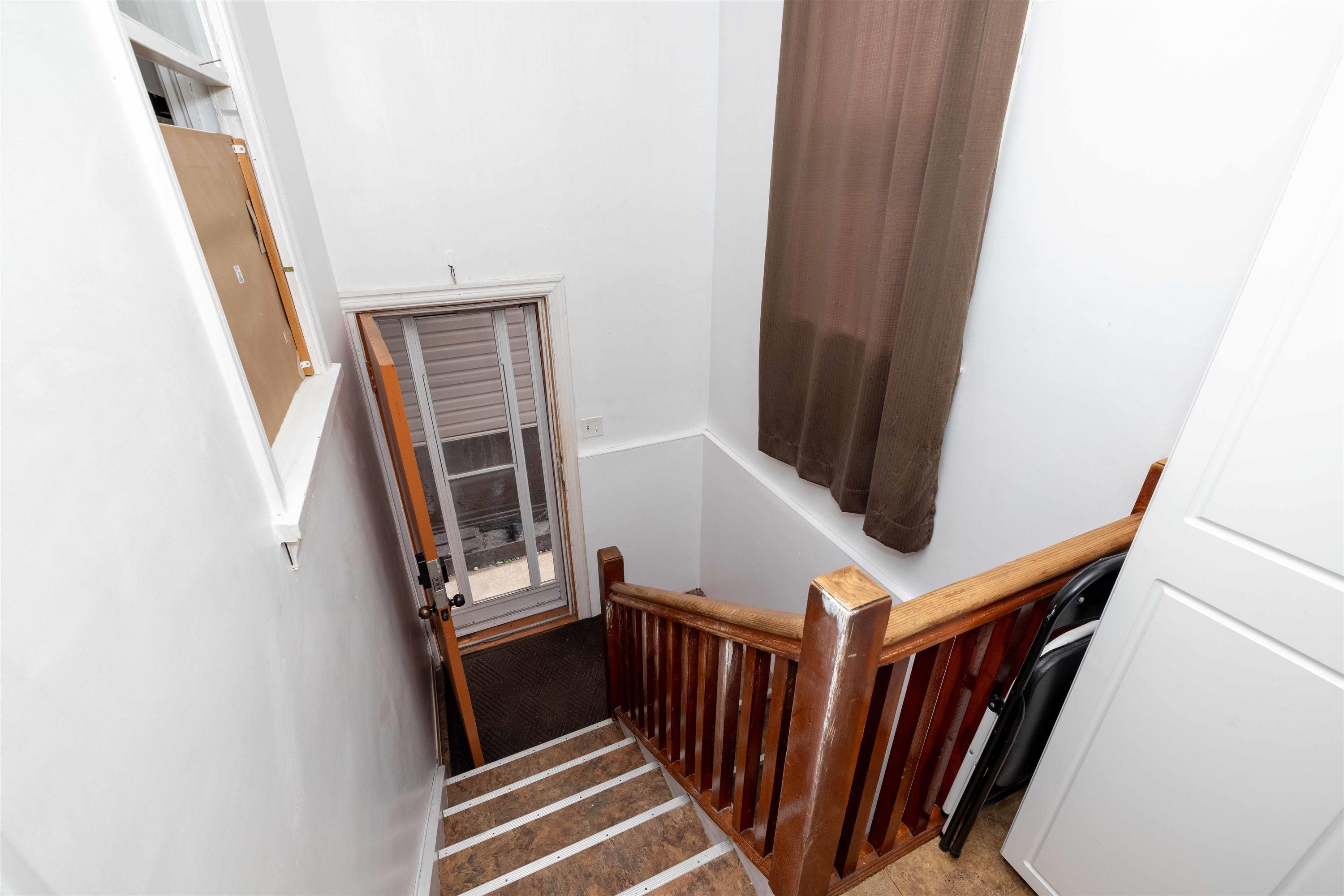 825 Alberta Street, Thunder Bay, ON