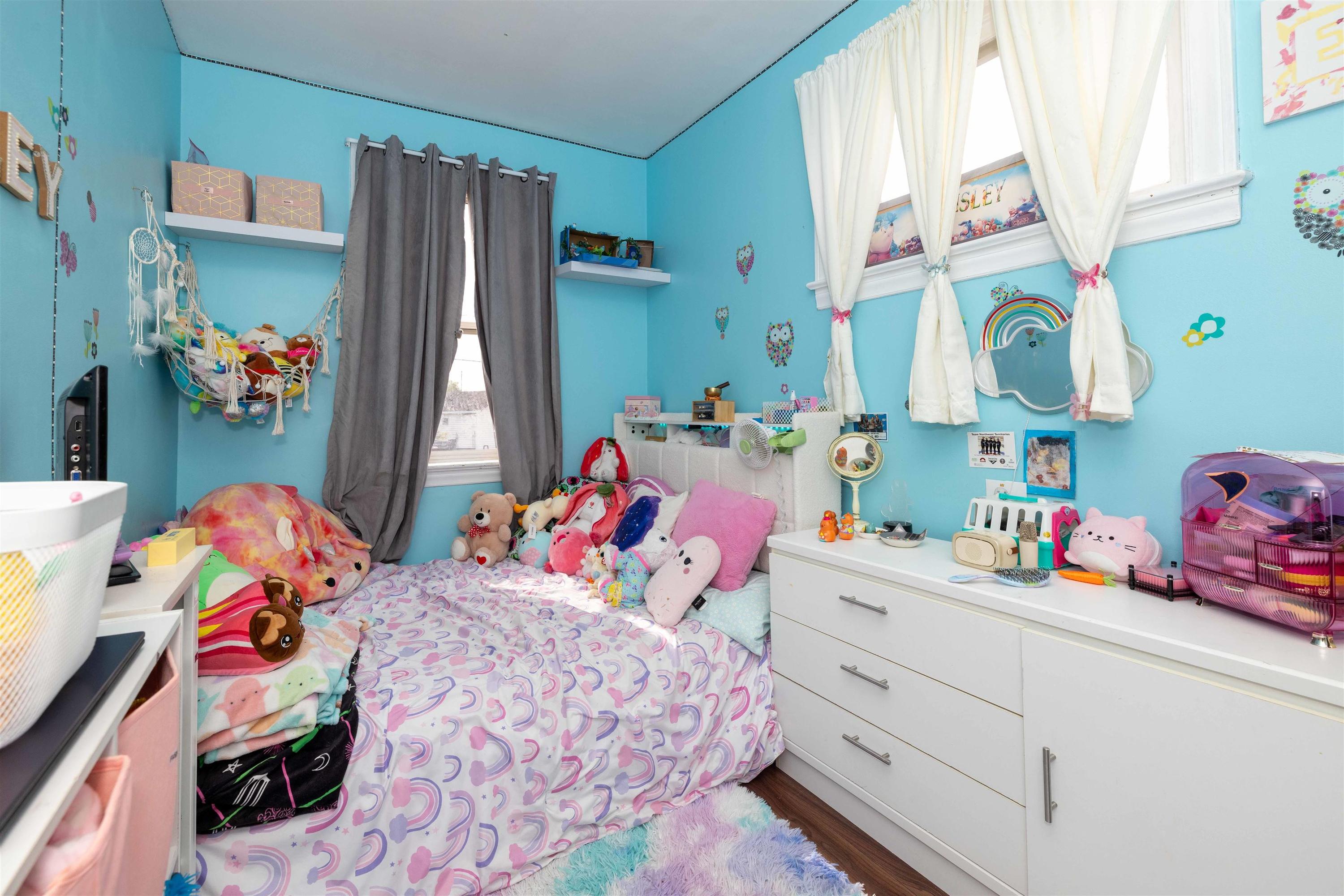 825 Alberta Street, Thunder Bay, ON