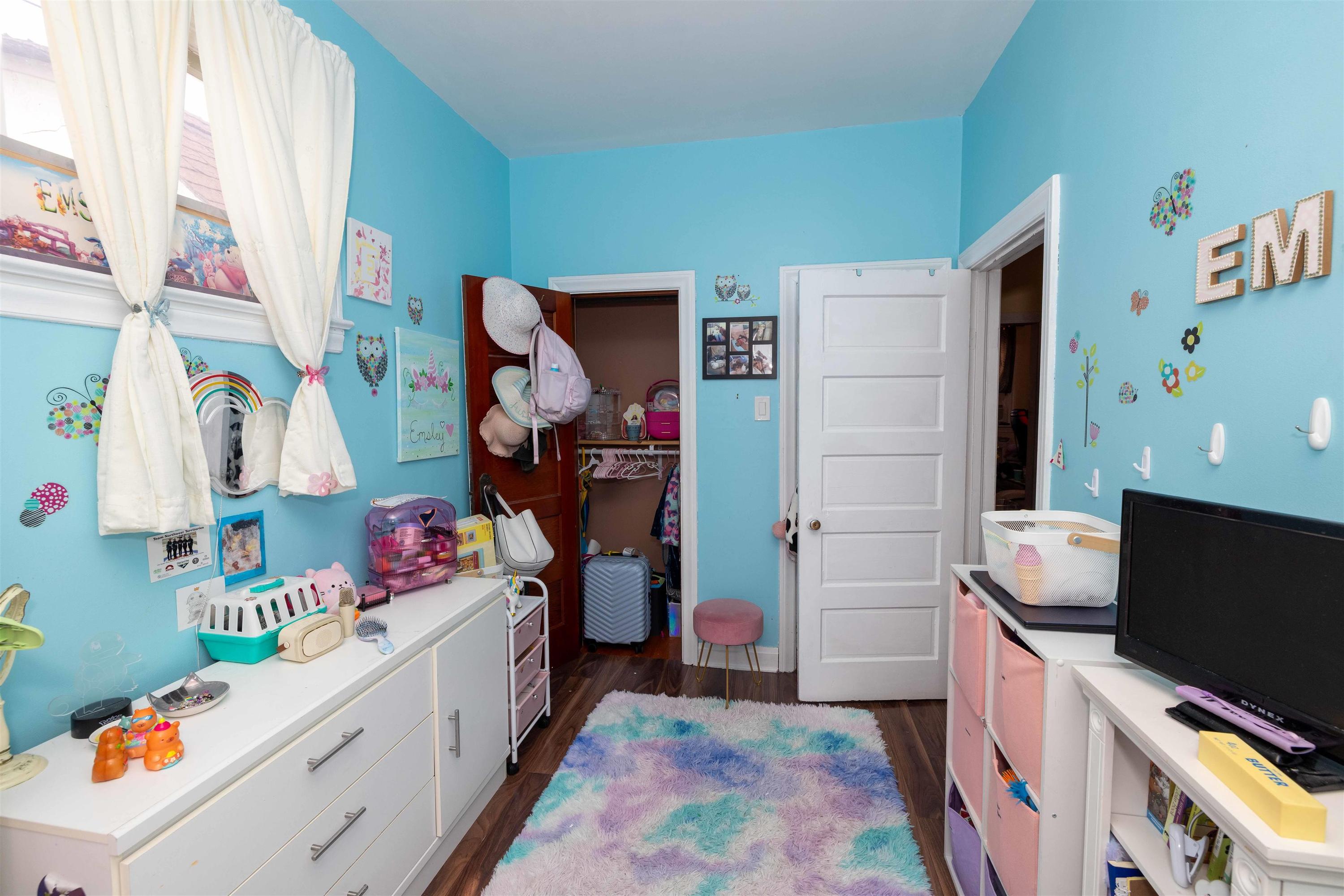 825 Alberta Street, Thunder Bay, ON