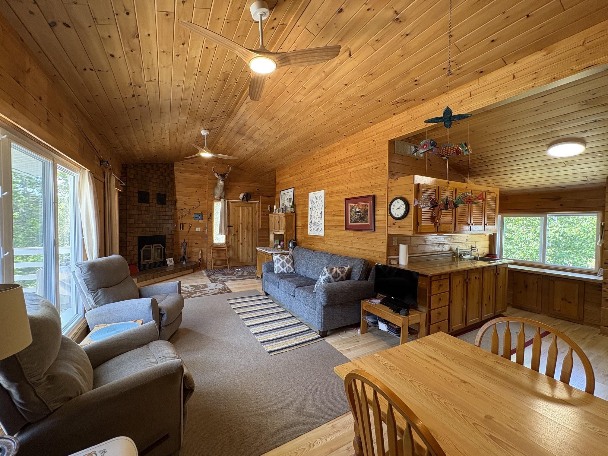 560 Little Trout Bay Rd., Neebing, ON