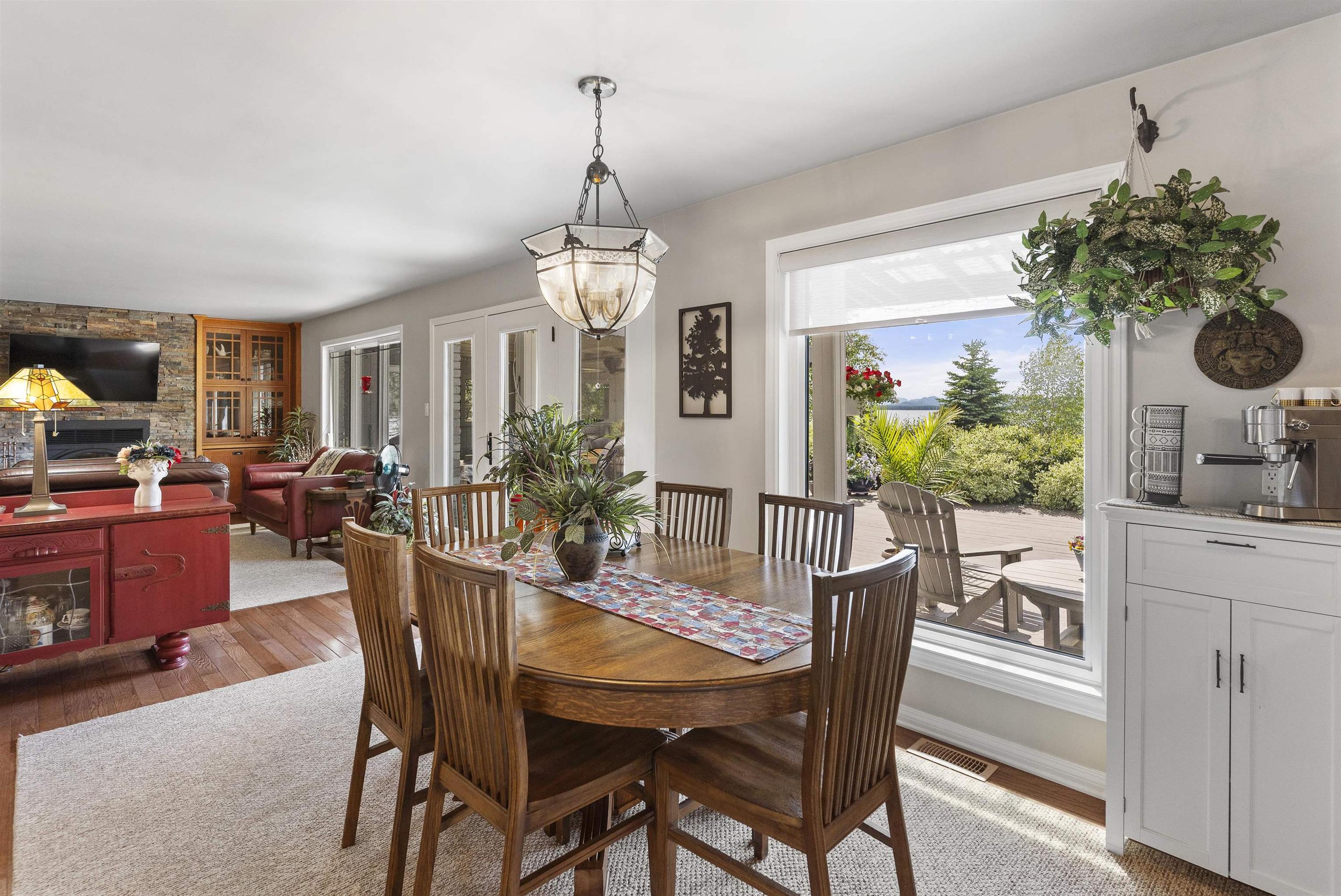 664 Memory Road, Neebing, ON - Indoor Photo Showing Dining Room